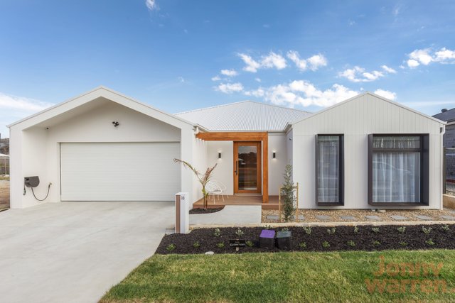 18 Inverary Street, NSW 2620
