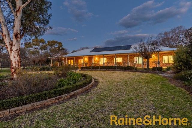 6 Charmere Place, NSW 2830