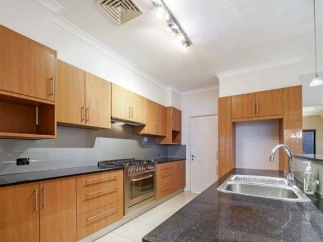 21 Salmson Street, WA 6021