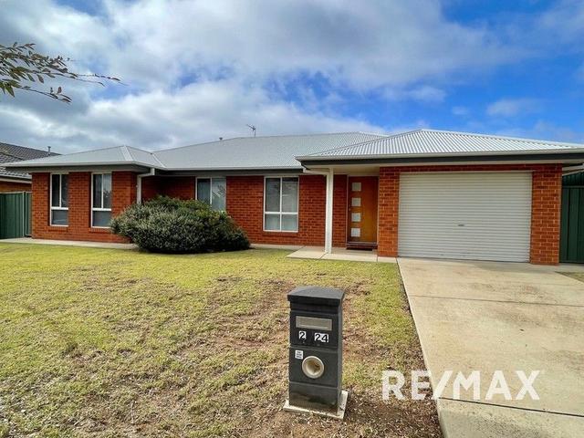 2/24 Hazelwood Drive, NSW 2651