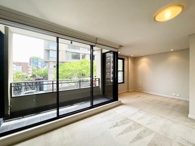 E505/24-26 Point Street, NSW 2009