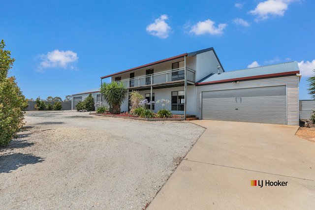 4 Aston Court, VIC 3564