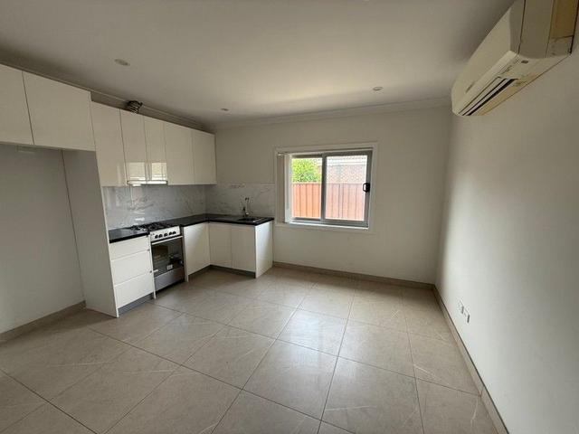 19a Pine Road, NSW 2170