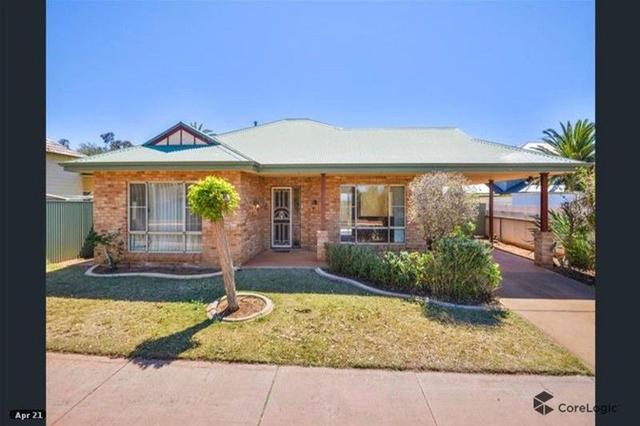 37 Russell Street, WA 6430