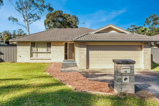 19 Casson Ave, NSW 2325