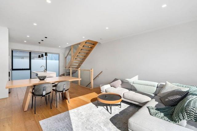 7 Sunlight Road, VIC 3207
