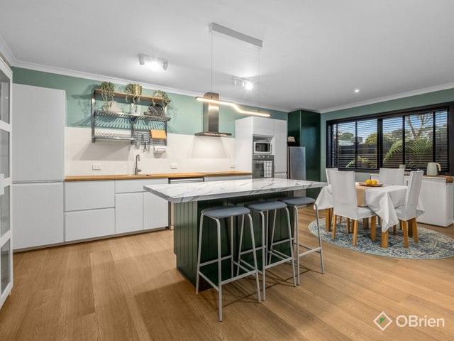 2/42 Harry  Street, VIC 3977