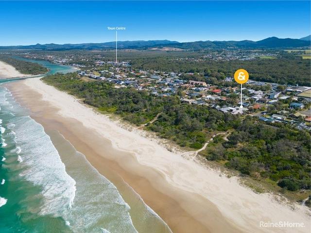 34 Surfside Crescent, NSW 2489