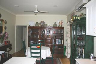 Kitchen/dining (2010-06-12)