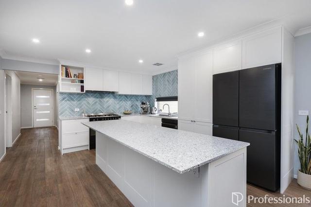 11 Riverina Boulevard, VIC 3338