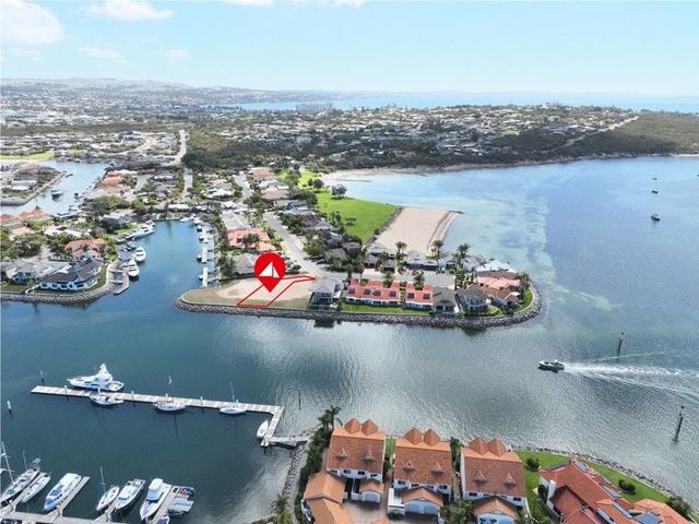 2/24A North Point  Avenue, SA 5606