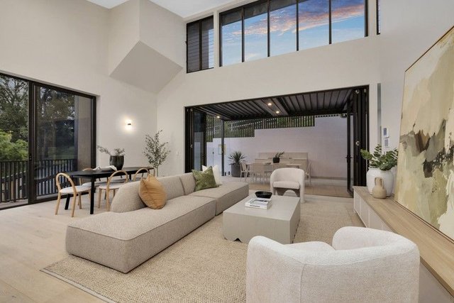 2 Mayne Street, QLD 4066