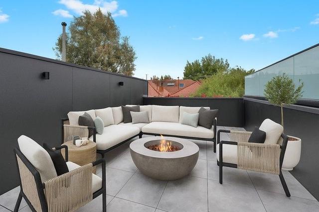 32C Pine Avenue, VIC 3184