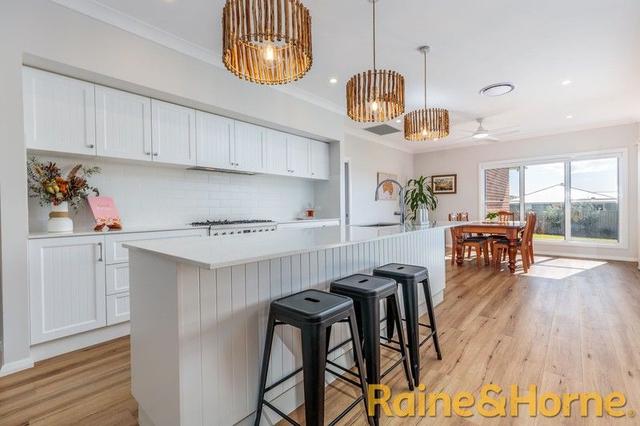 12 Kirkwood Place, NSW 2830