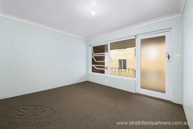 9/21 Lyons Street, NSW 2135