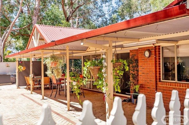 1 Cobbler Court, WA 6170