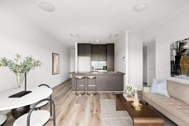 18/140 Queens Parade, VIC 3068