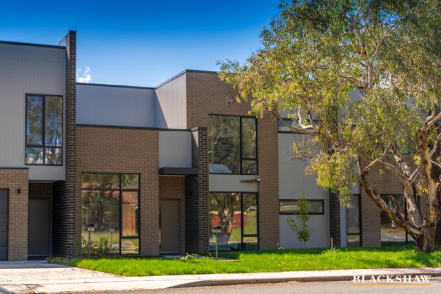 2/121 Crozier Circuit, ACT 2902