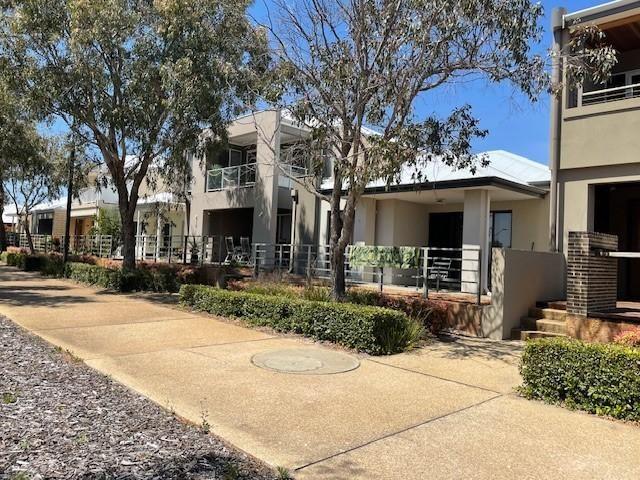 11 Melton Hill Lane, WA 6111