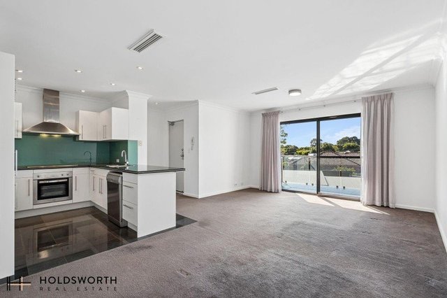 12/1 Dunedin Street, WA 6016