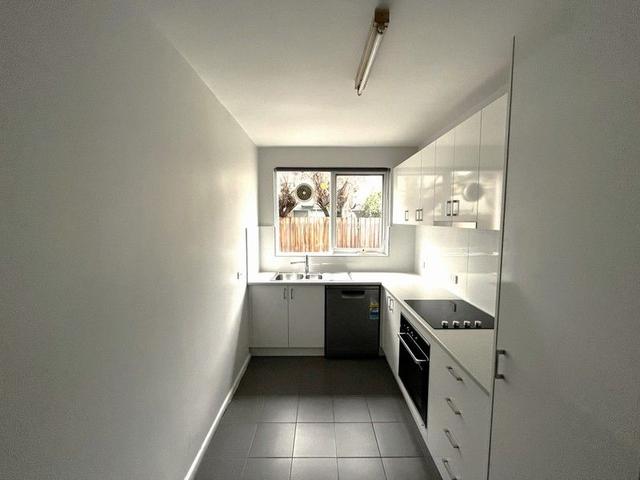 5/9 Rosstown Road, VIC 3163