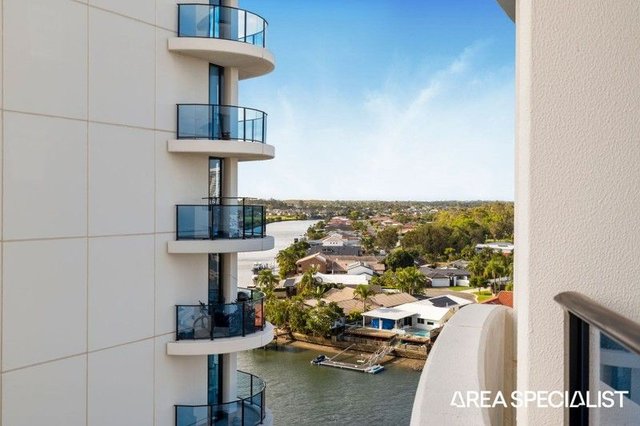 3810/5 Harbour Side Court, QLD 4216