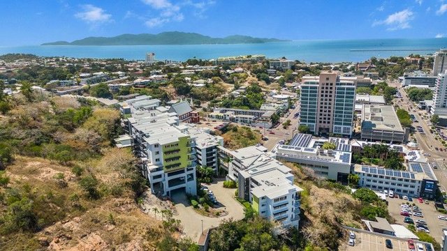 13/209 Wills Street, QLD 4810