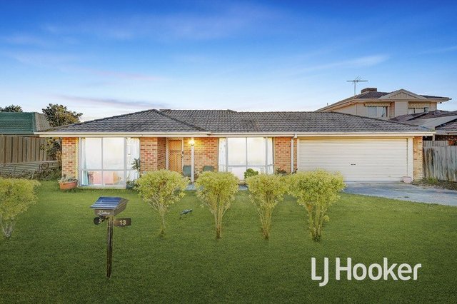 13 Belvedere Court, VIC 3976