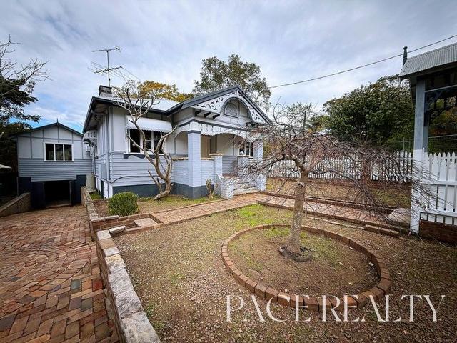 4 Baldwin Ave, NSW 2077