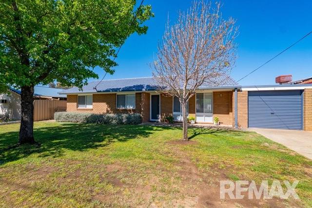 1 Eyre Street, NSW 2650