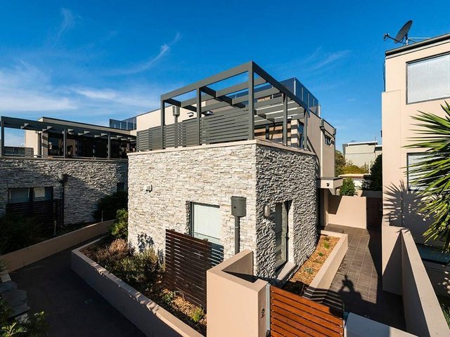 2/196 Beach Road, VIC 3195