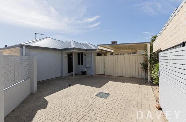 5D Thor Street, WA 6018