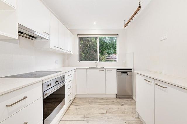 8/16 Eaton Street, NSW 2089