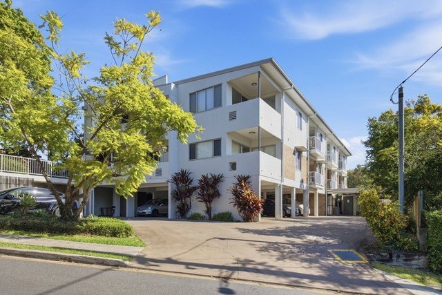10/2 Ballymore Street, QLD 4059