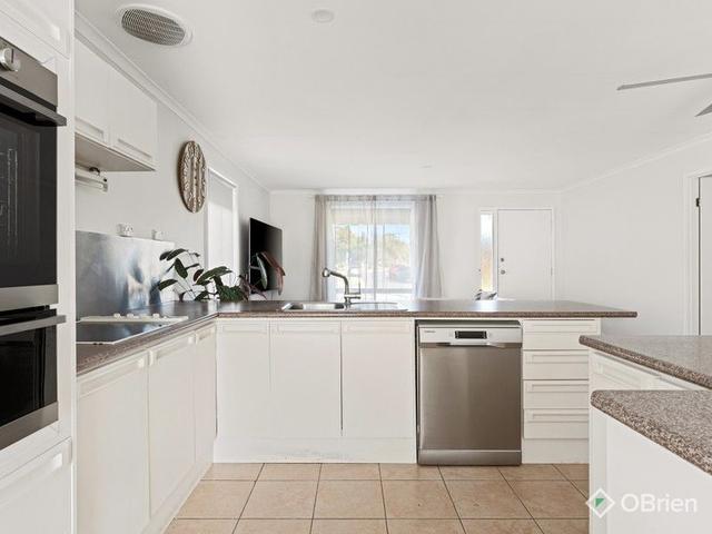 71 Luscombe Avenue, VIC 3201