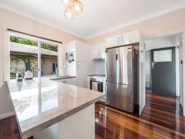 102 Albion Road, QLD 4030