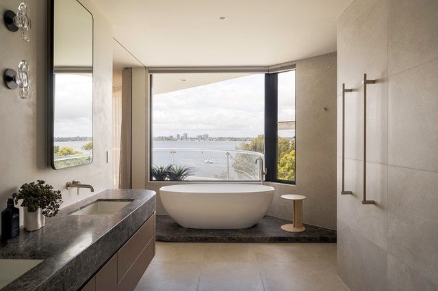 4/14 The Avenue, WA 6009