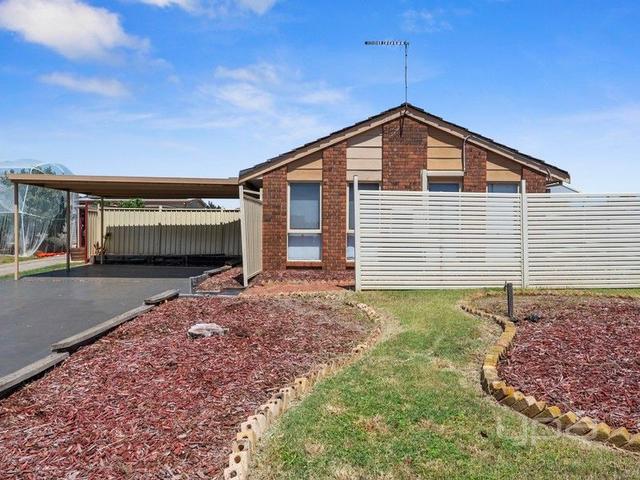 4 Pinnacle Crescent, VIC 3338