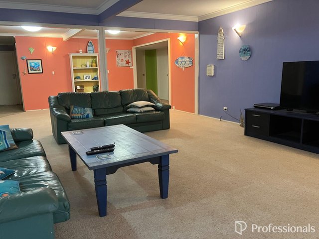 12 Regan Street, WA 6642