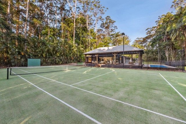 8 Firetail Court, QLD 4556