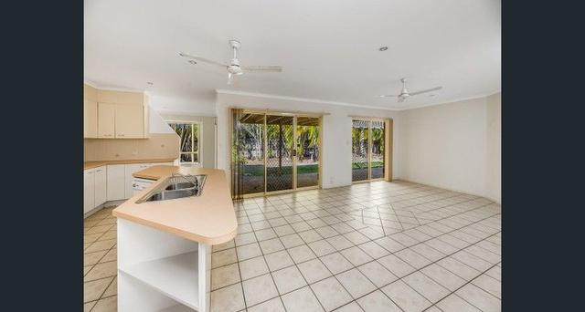 18 Attenborough Close, QLD 4556