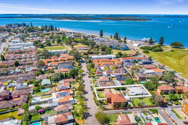 13 Meriel Street, NSW 2219