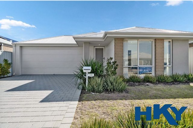 19 Groundspeed Avenue, WA 6055