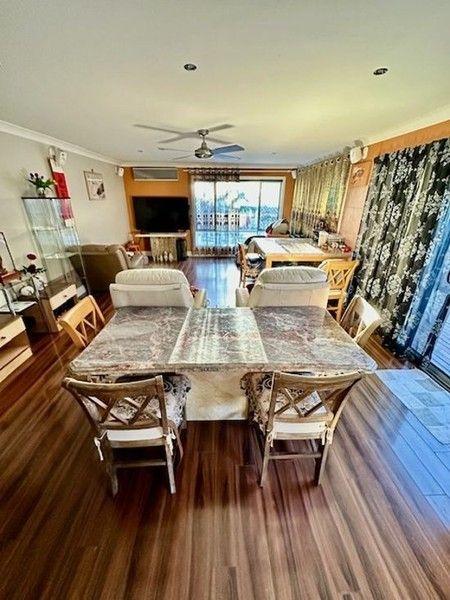 21 Coach Way, QLD 4209