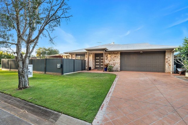 18 Manning Esplanade, QLD 4164