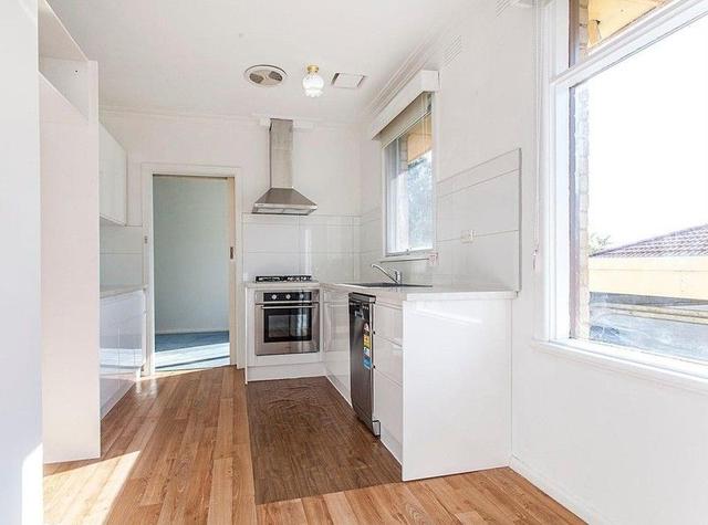 1/46 Leonie Avenue, VIC 3149