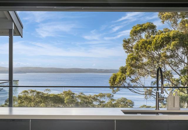 10 Wallawa Road, NSW 2315