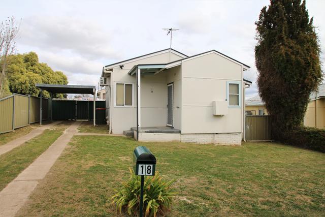 18 Moresby Street, NSW 2800