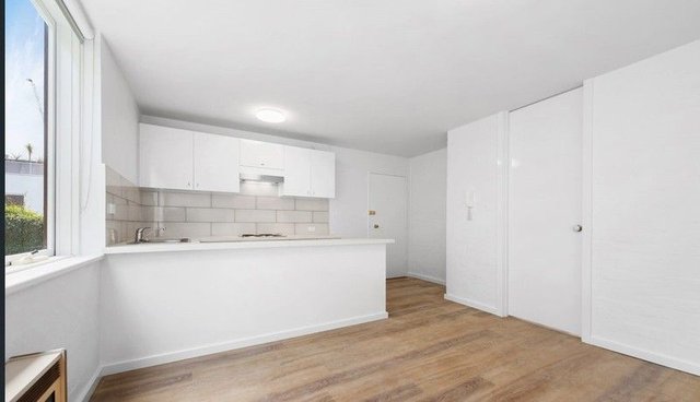 9/116 Albert St, VIC 3002
