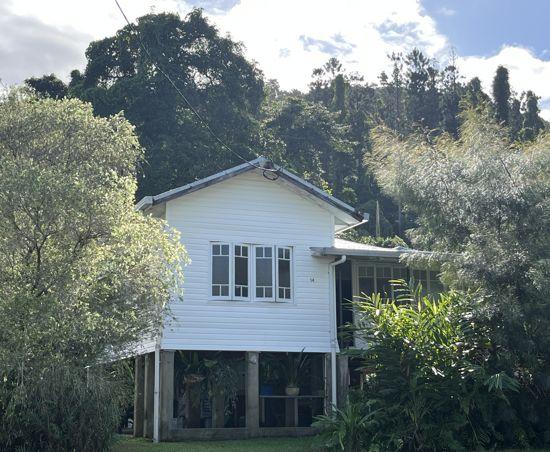 14 Parry Street, QLD 4861